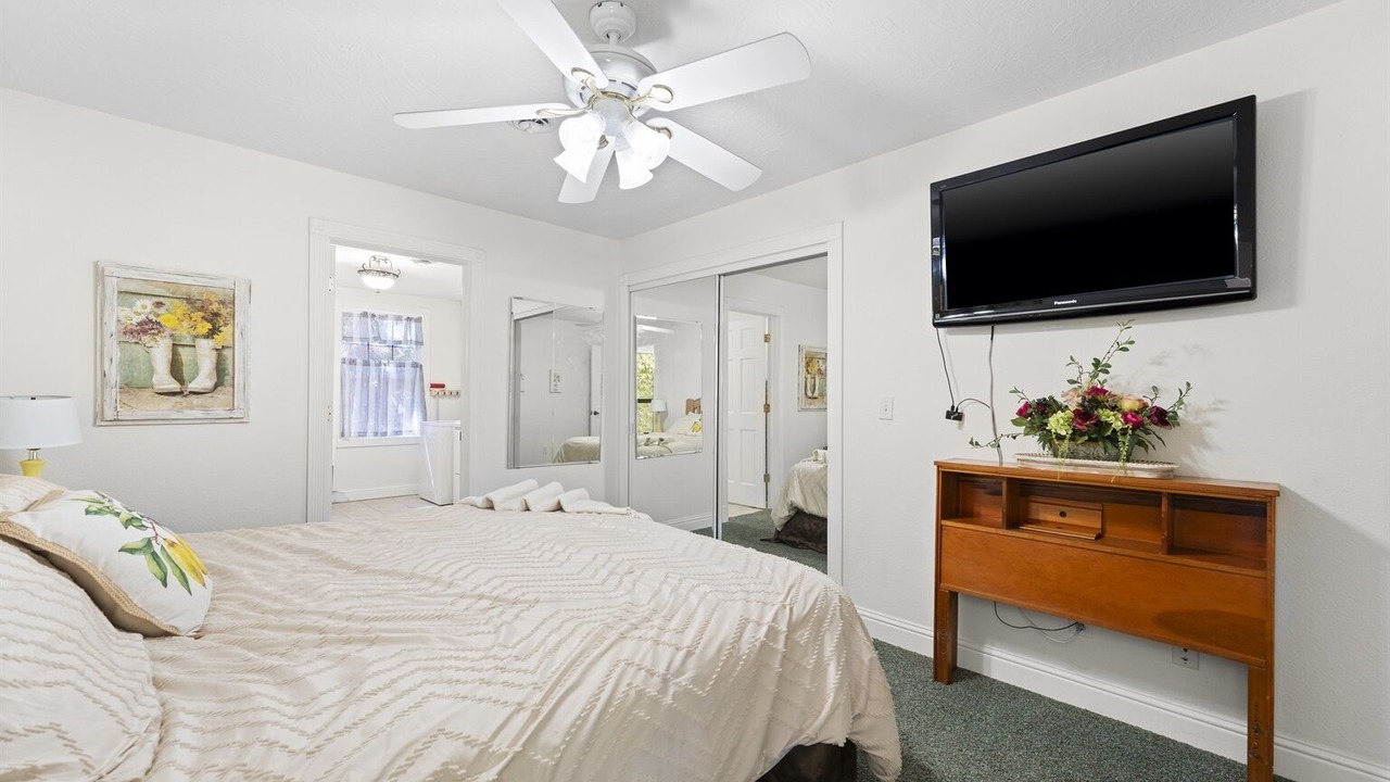 Photo of Bedroom in Branson West