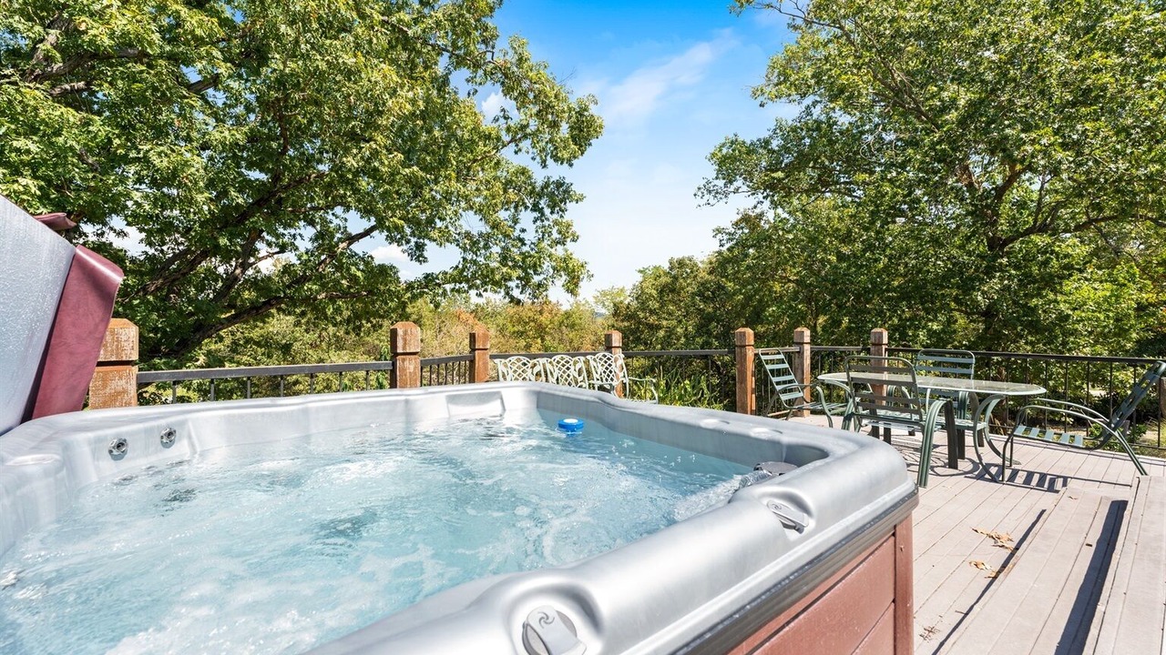 Photo of Outdoor in Branson West