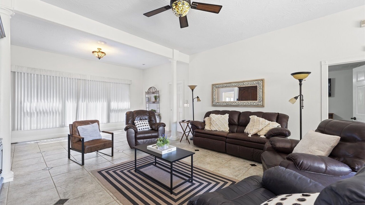Photo of Livingroom in Branson West