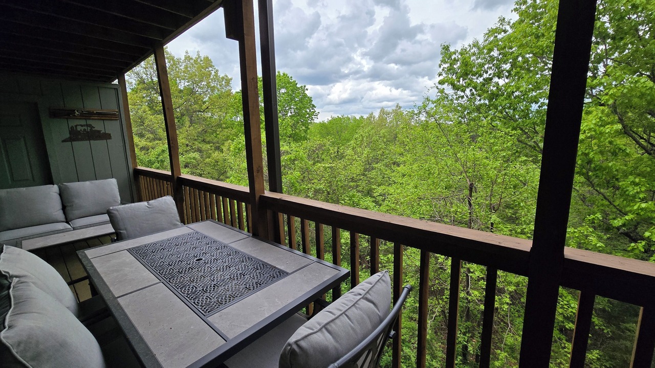 Photo of Outdoor in Branson West