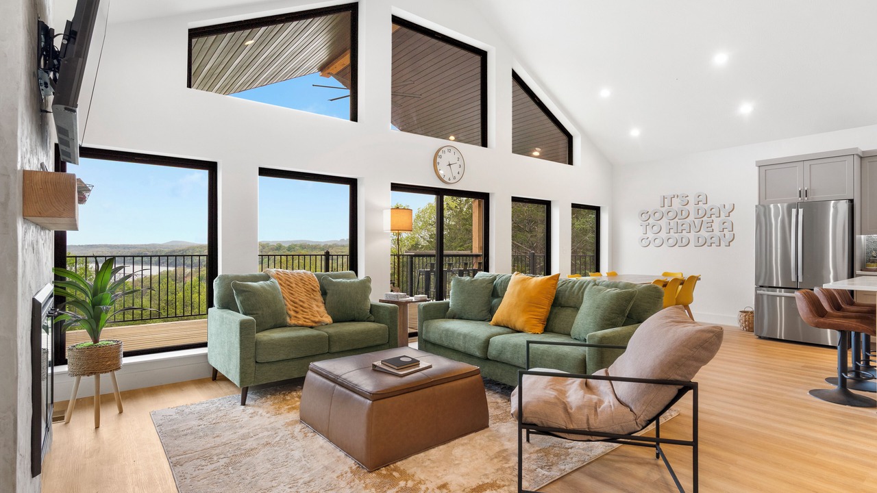 Photo of Livingroom in Shell Knob