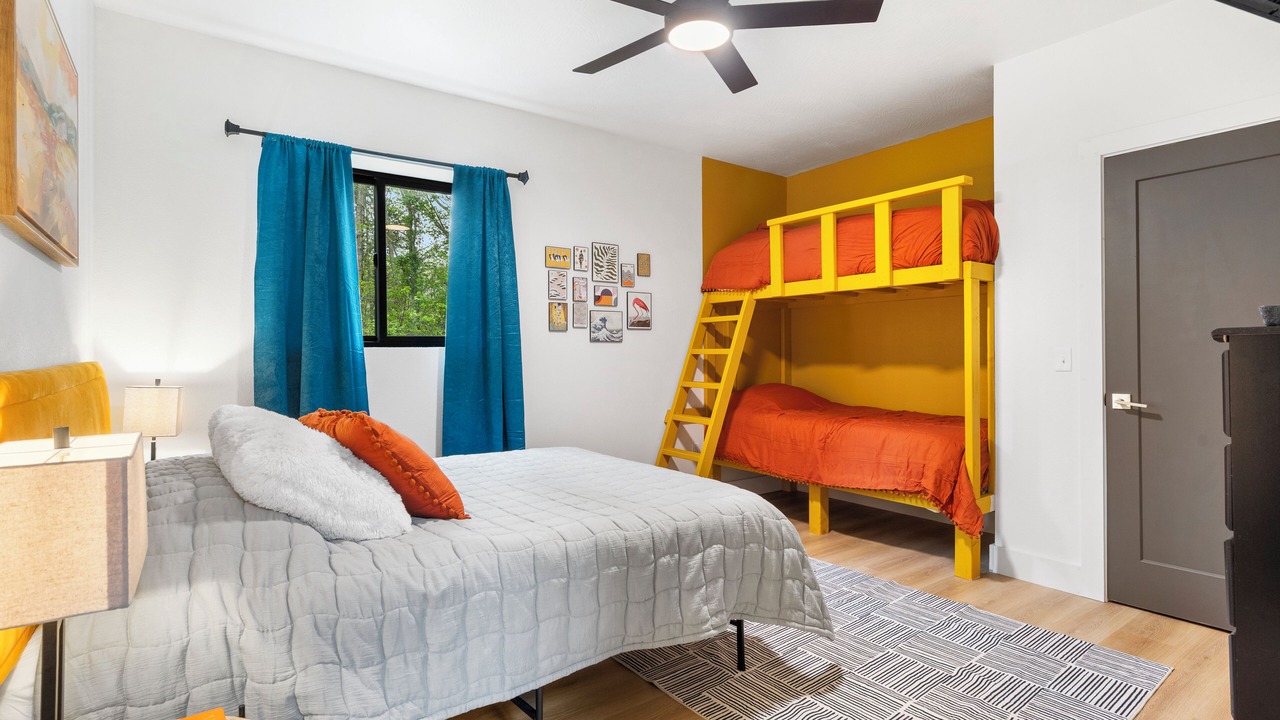 Photo of Bedroom in Shell Knob