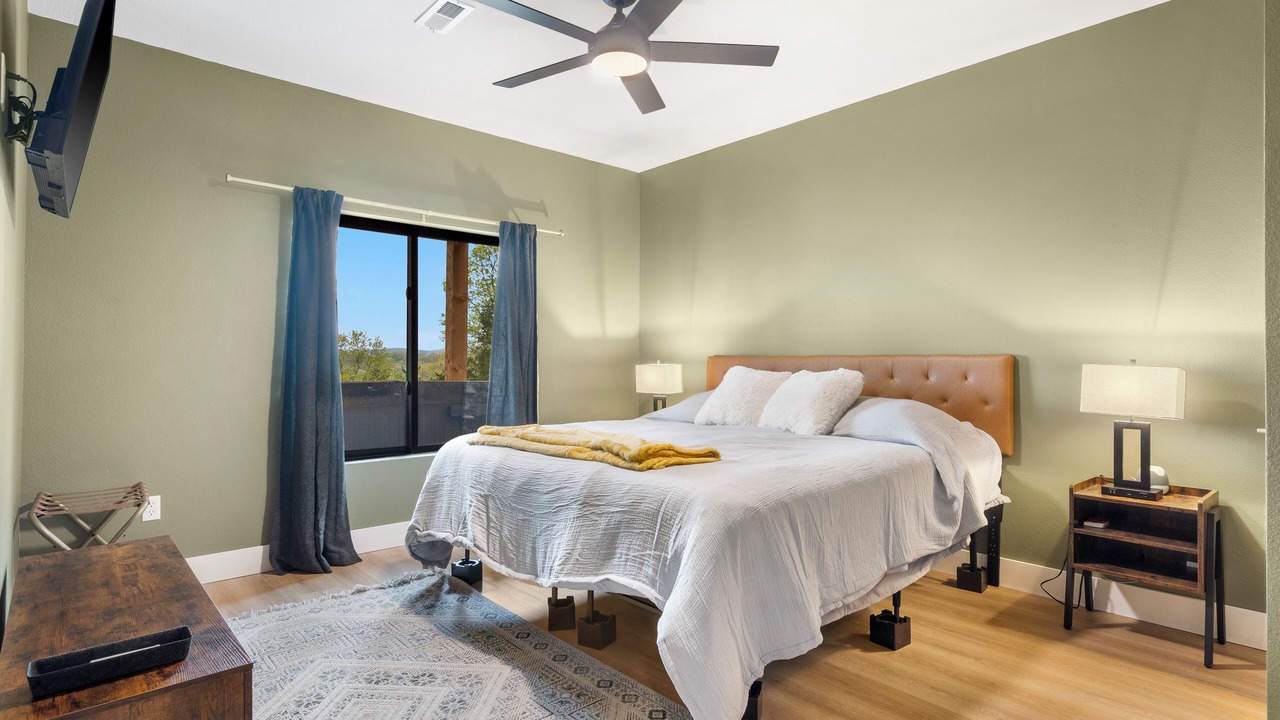 Photo of Bedroom in Shell Knob