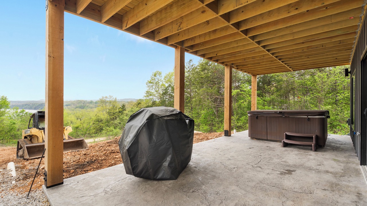 Photo of Patio Balcony in Shell Knob