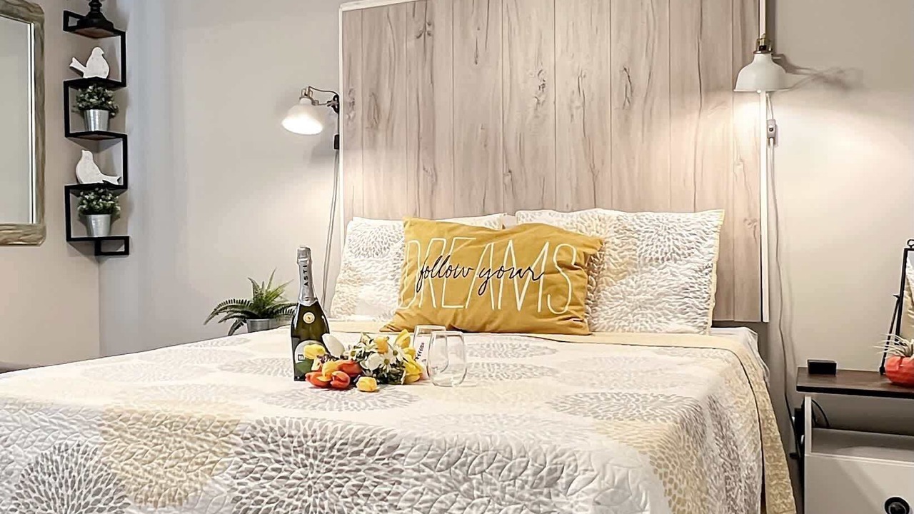 Photo of Bedroom in Notch Estates