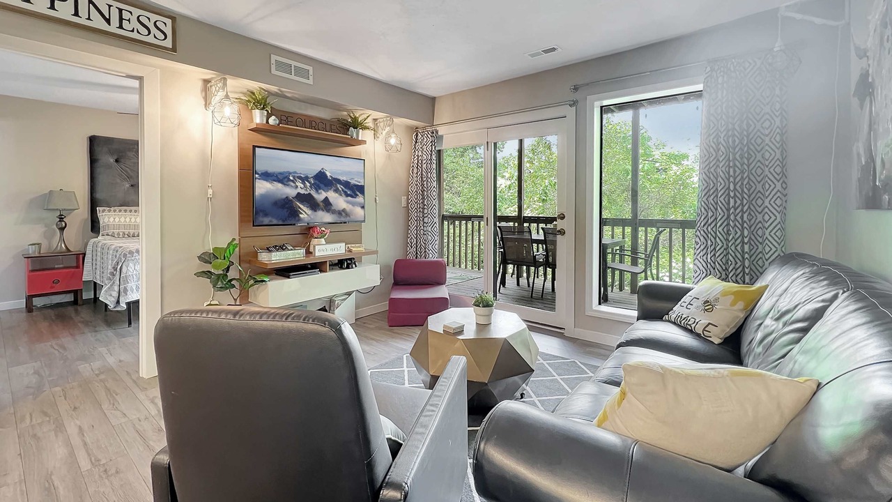 Photo of Livingroom in Notch Estates
