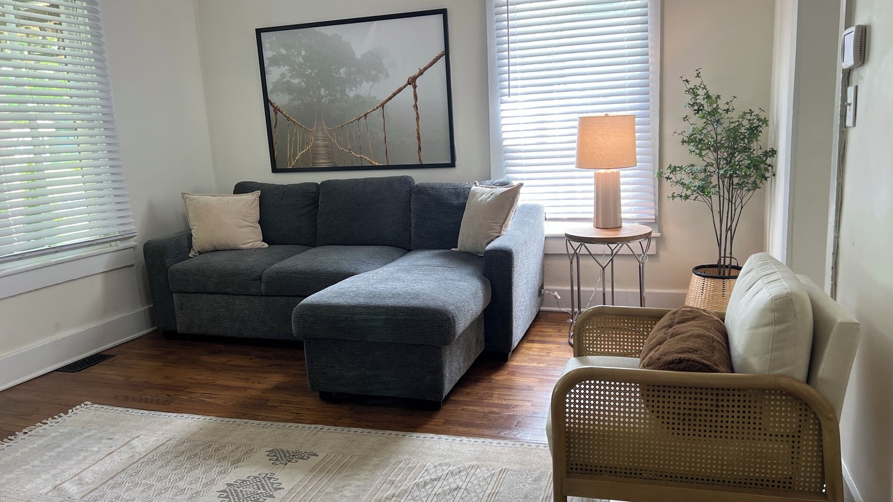 Photo of Livingroom in Lawrence