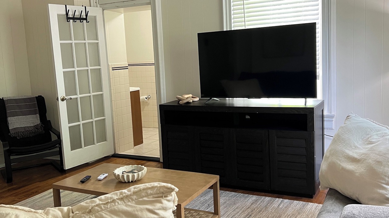 Photo of Livingroom in Lawrence