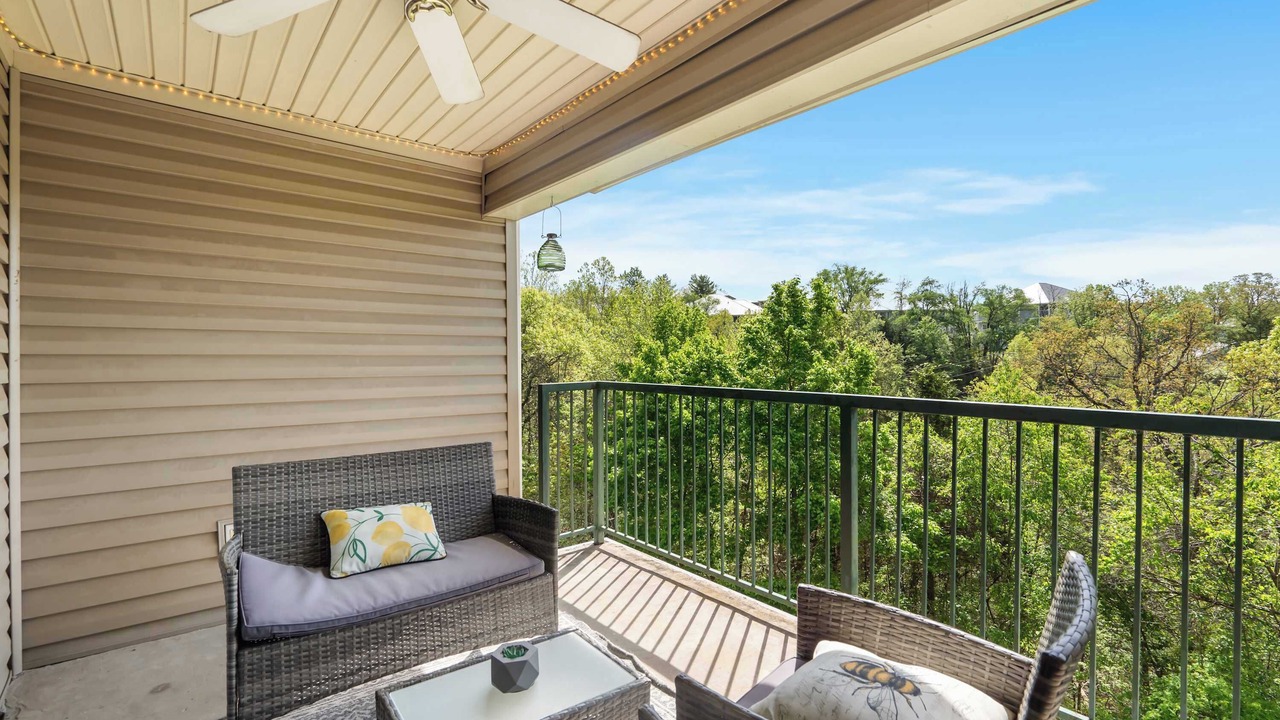Photo of Patio Balcony in Branson