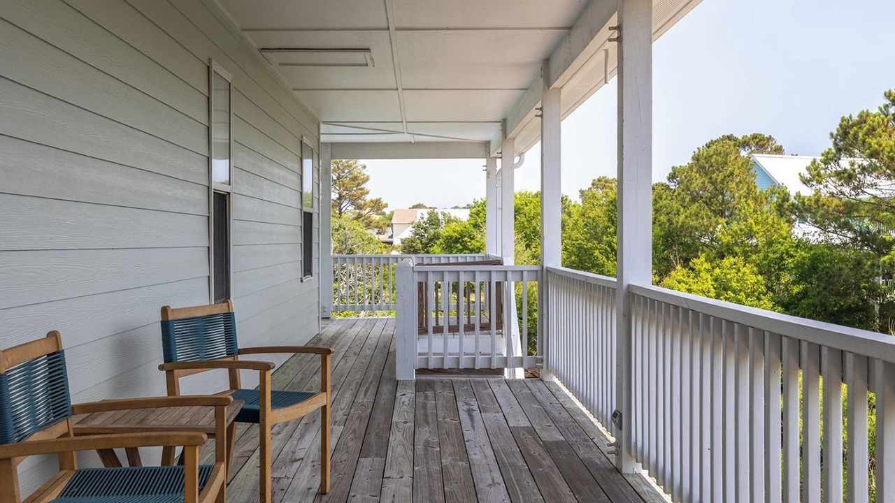Photo of Patio Balcony in Emerald Isle