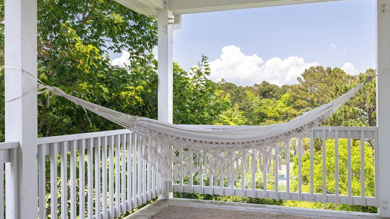 Photo of Patio Balcony in Emerald Isle