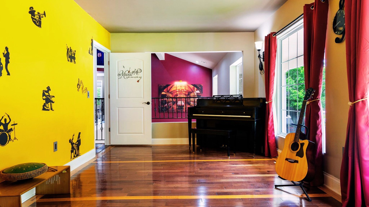 Photo of Bedroom in Frankfort