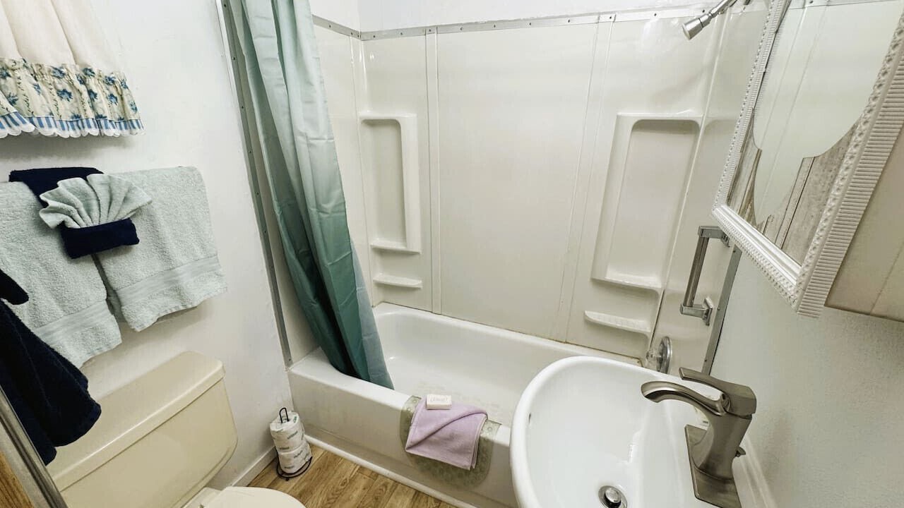 Photo of Bathroom in Rockaway Beach