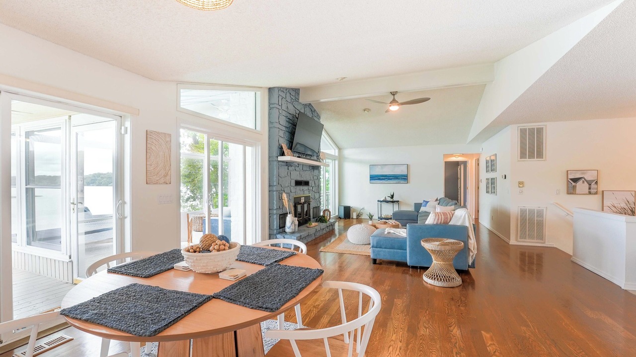 Photo of Livingroom in Bella Vista