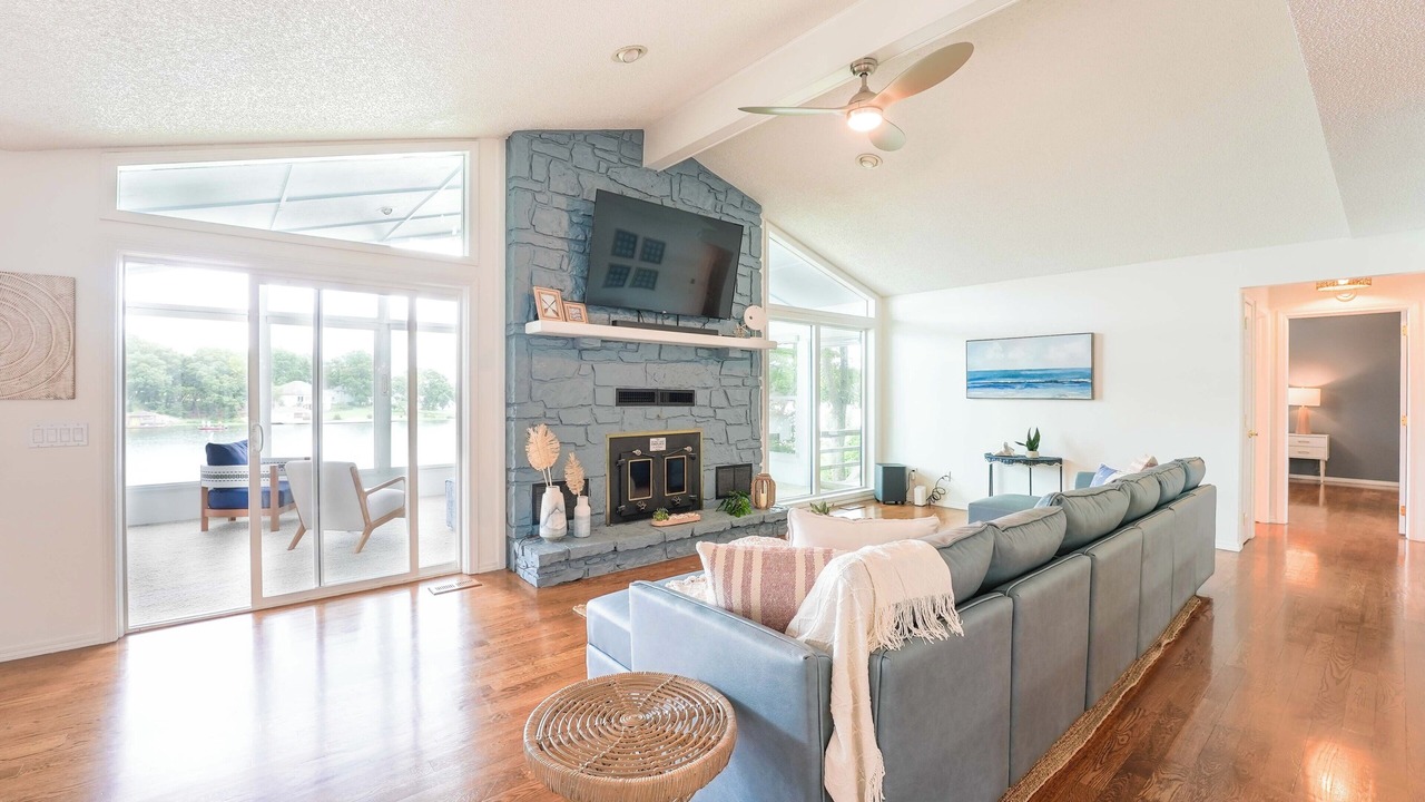 Photo of Livingroom in Bella Vista