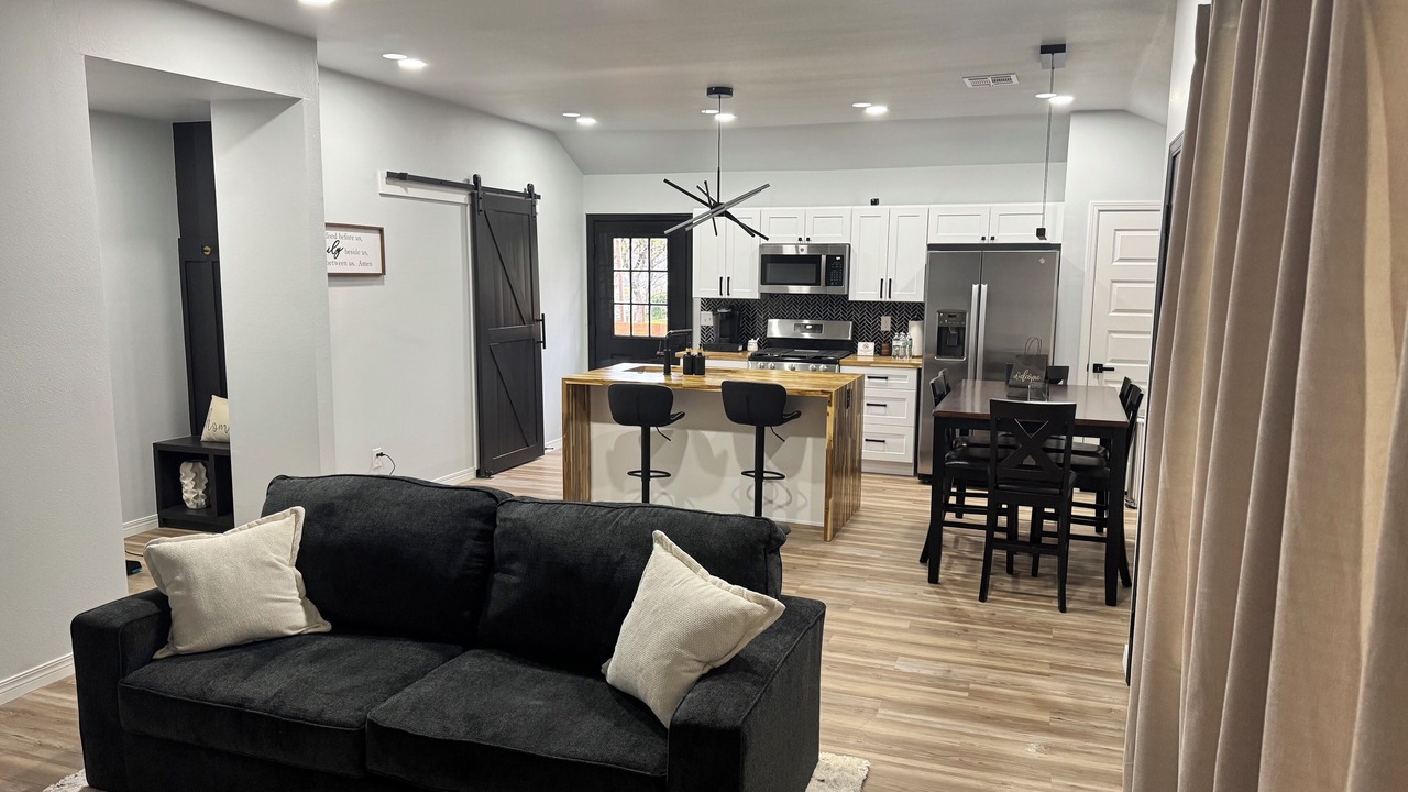 Photo of Livingroom in Tulsa