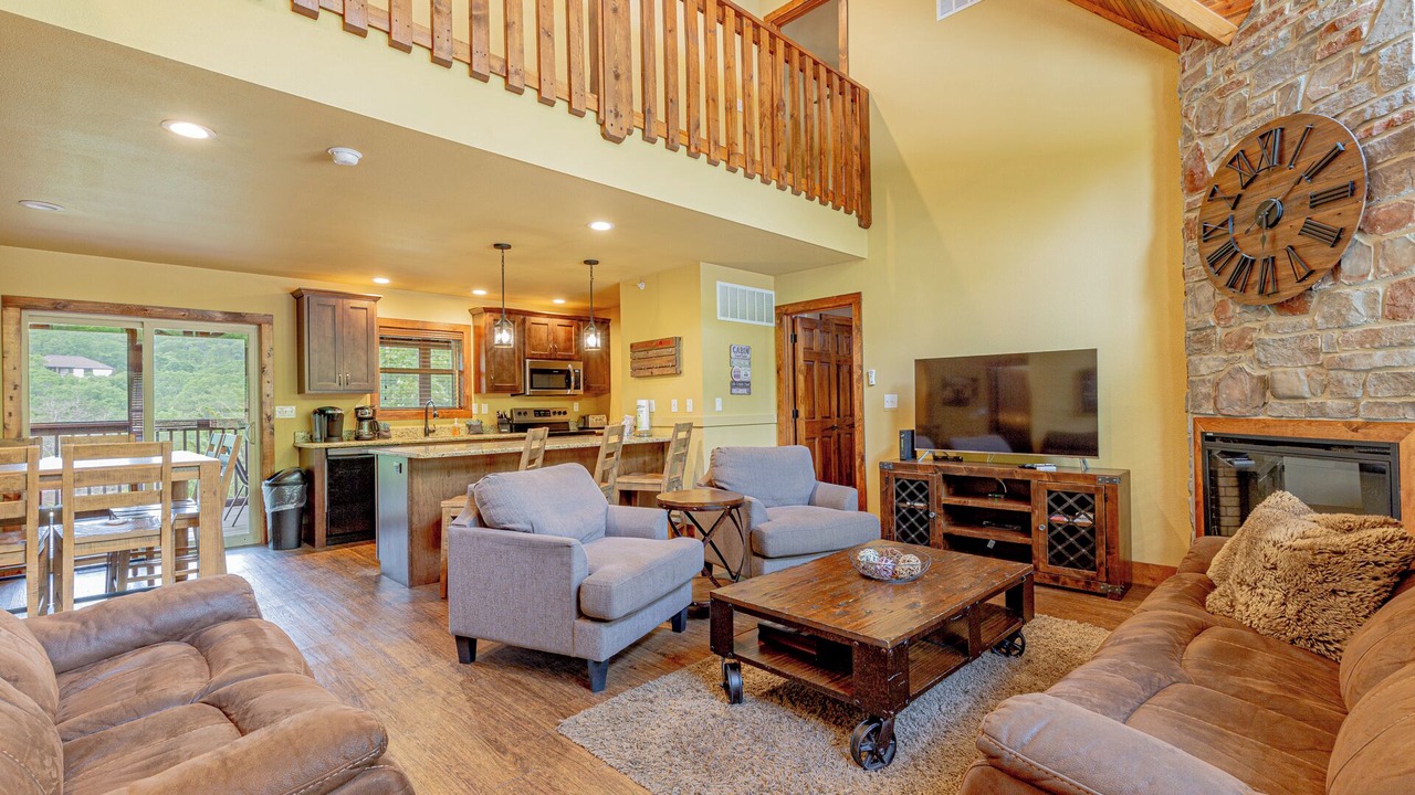 Photo of Livingroom in Reeds Spring