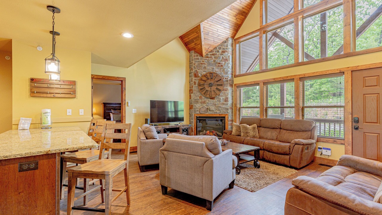 Photo of Livingroom in Reeds Spring