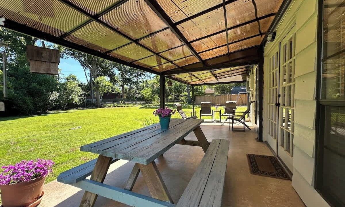 Photo of Outdoor in Reservoir
