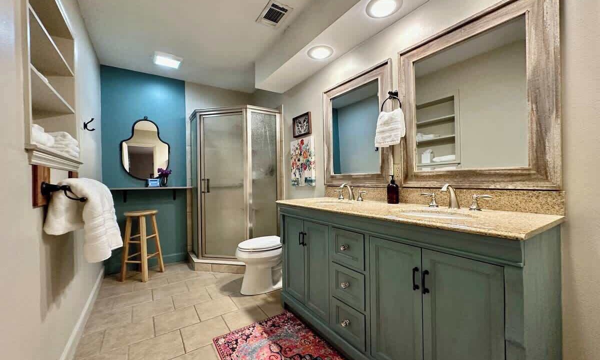 Photo of Bathroom in Reservoir