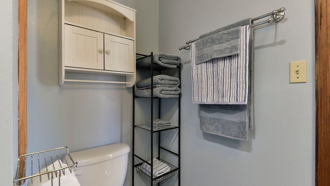 Photo of Bathroom in Shell Knob