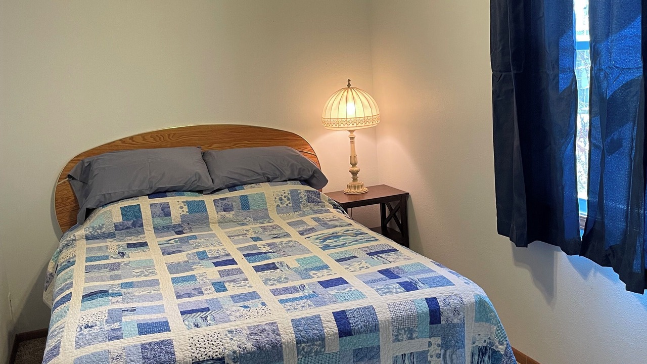Photo of Bedroom in Shell Knob
