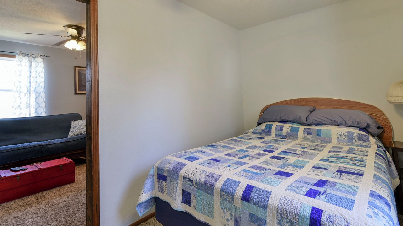 Photo of Bedroom in Shell Knob