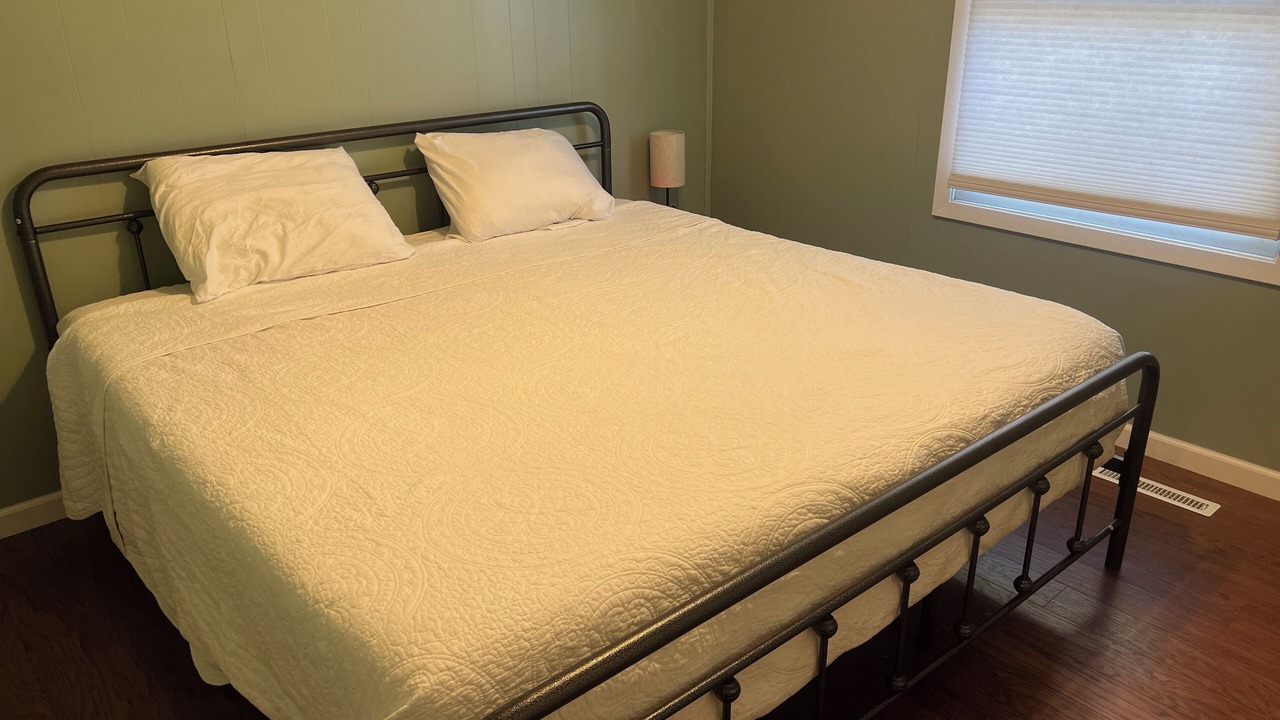Photo of Bedroom in Courtland