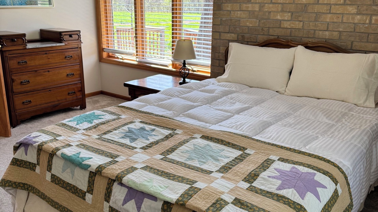 Photo of Bedroom in Lawrence