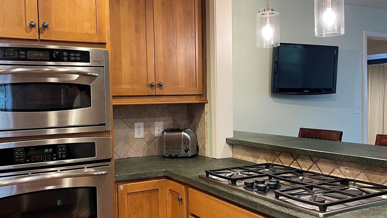 Photo of Kitchen in St. Matthews