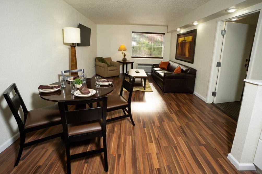 Photo of Livingroom in Branson Theater District