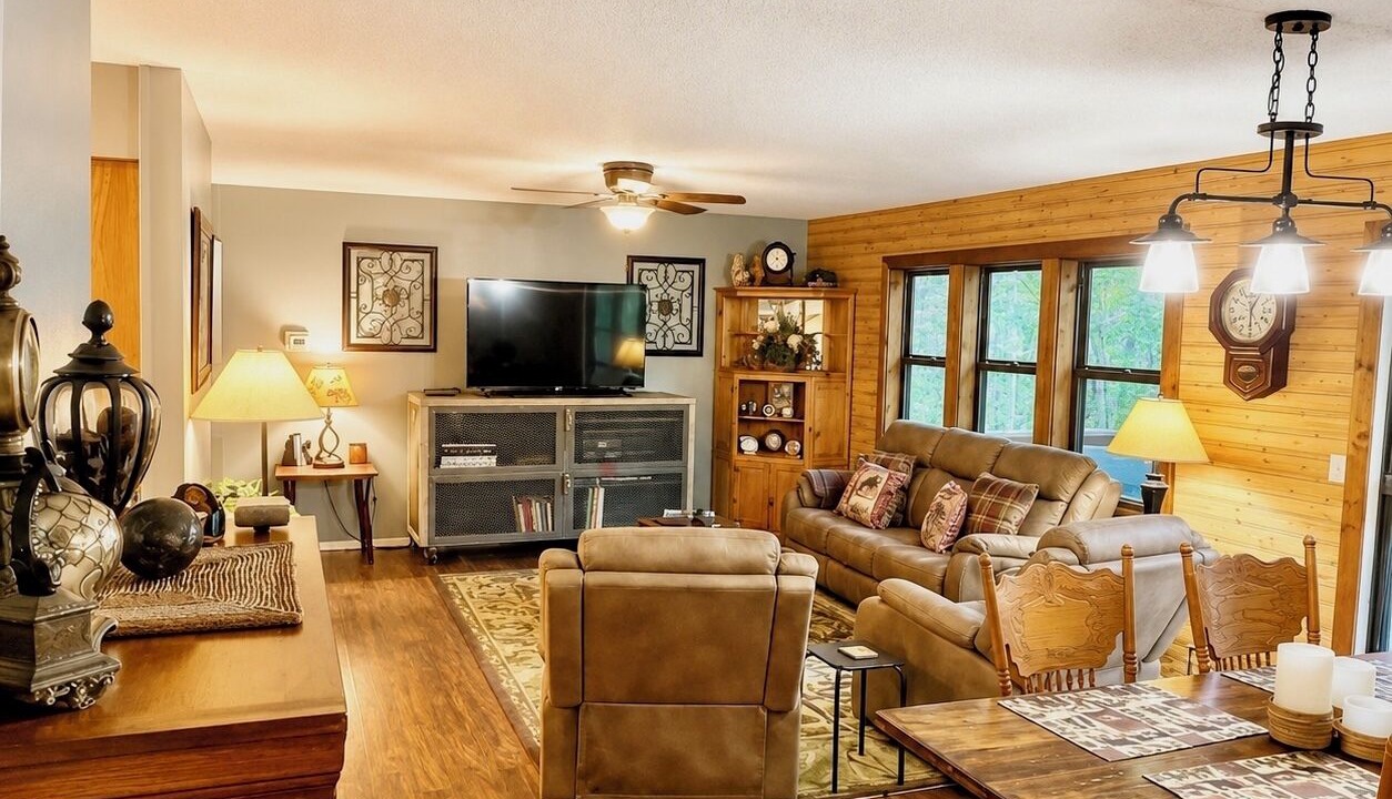 Photo of Livingroom in Hot Springs Village