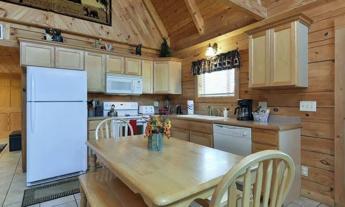 Photo of Kitchen in Branson Cedars