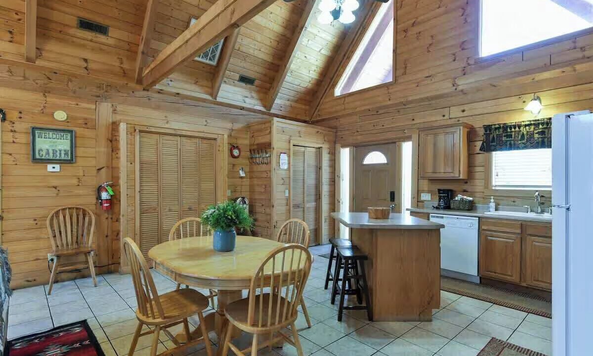 Photo of Others in Branson Cedars