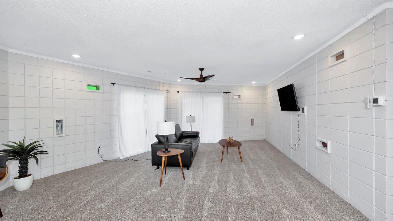 Photo of Livingroom in Huntsville