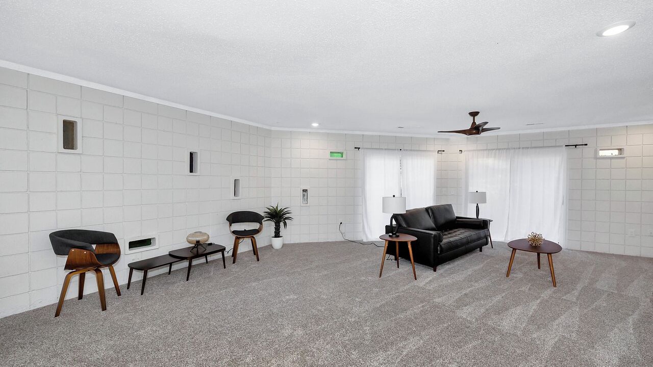 Photo of Livingroom in Huntsville