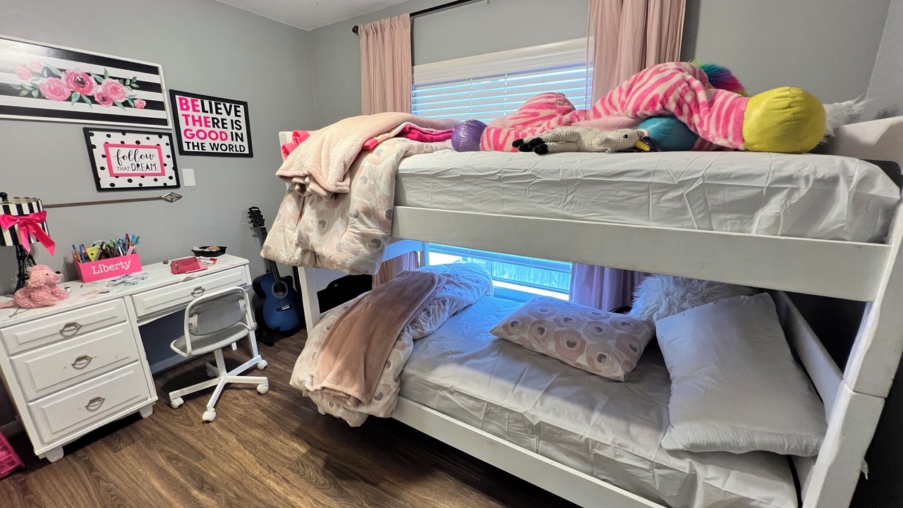 Photo of Bedroom in Waveland