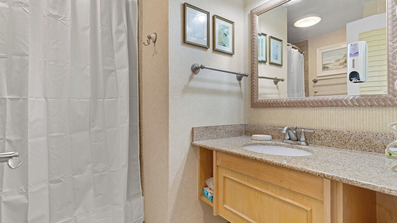 Photo of Bathroom in Hatteras
