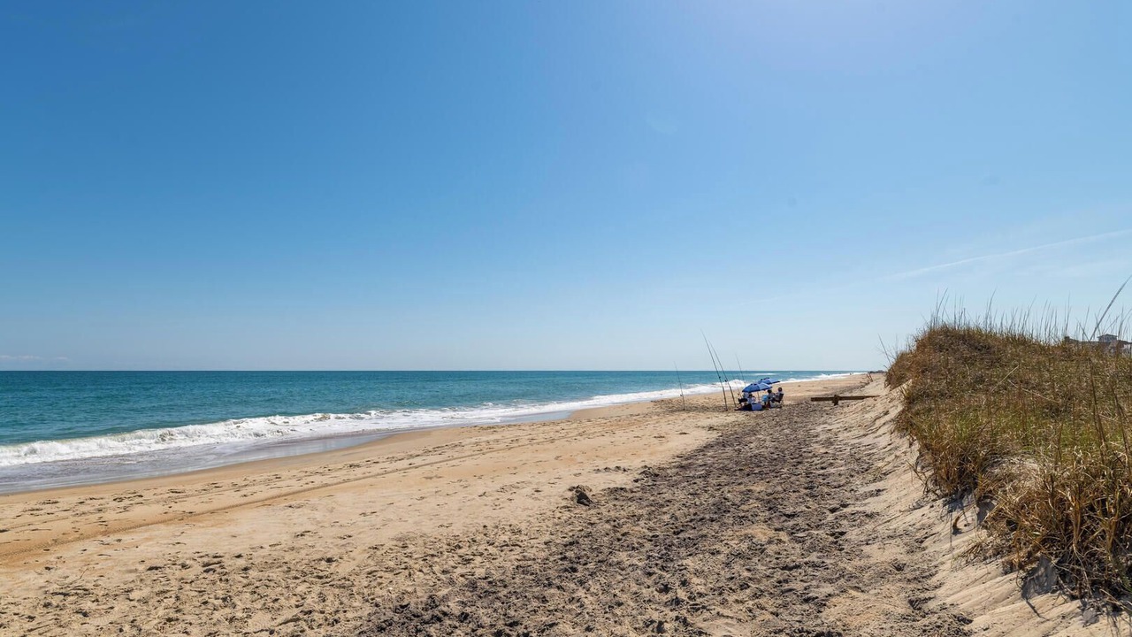 Photo of Others in Hatteras
