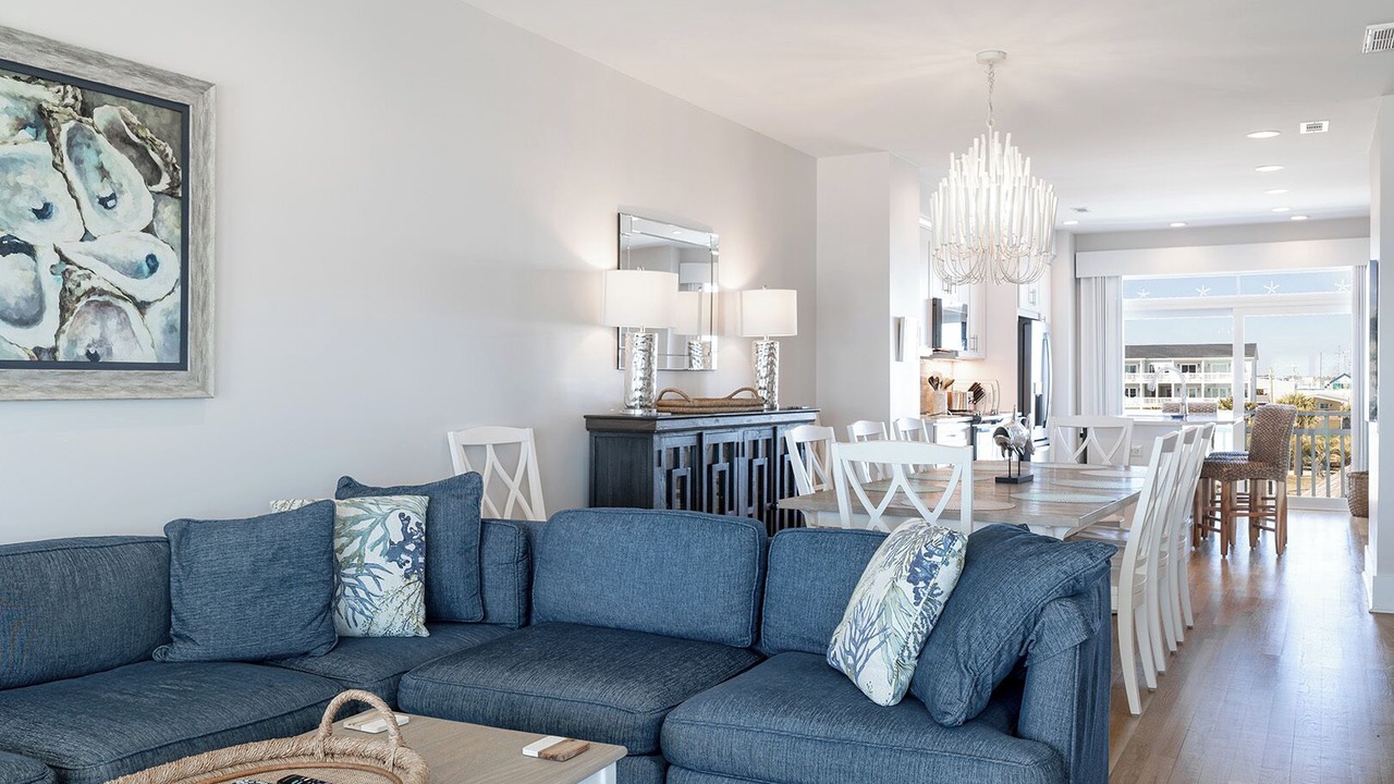 Photo of Livingroom in Atlantic Beach