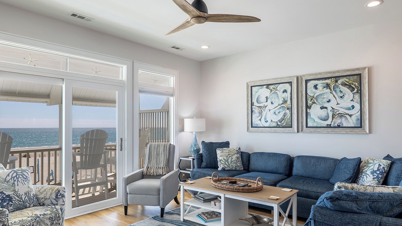 Photo of Livingroom in Atlantic Beach