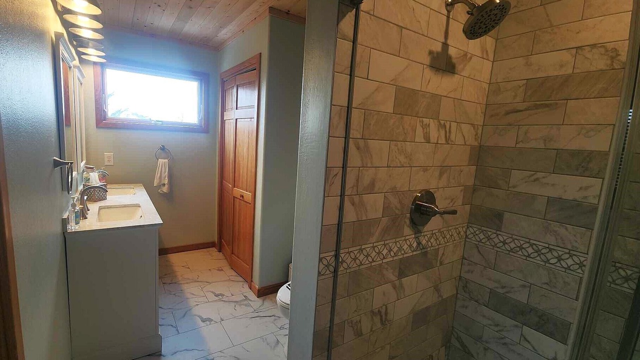 Photo of Bathroom in Ocracoke