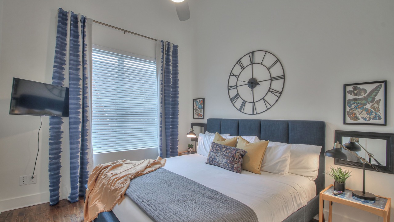Photo of Bedroom in Hillsboro Village