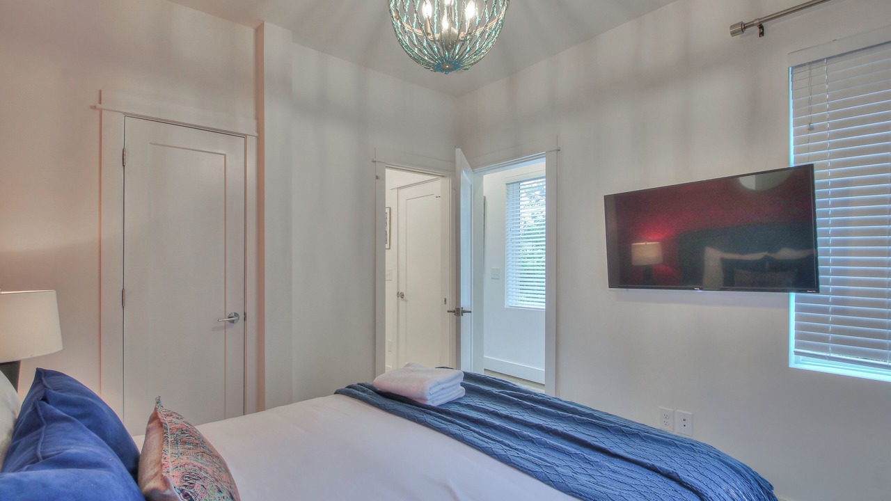 Photo of Bedroom in Hillsboro Village