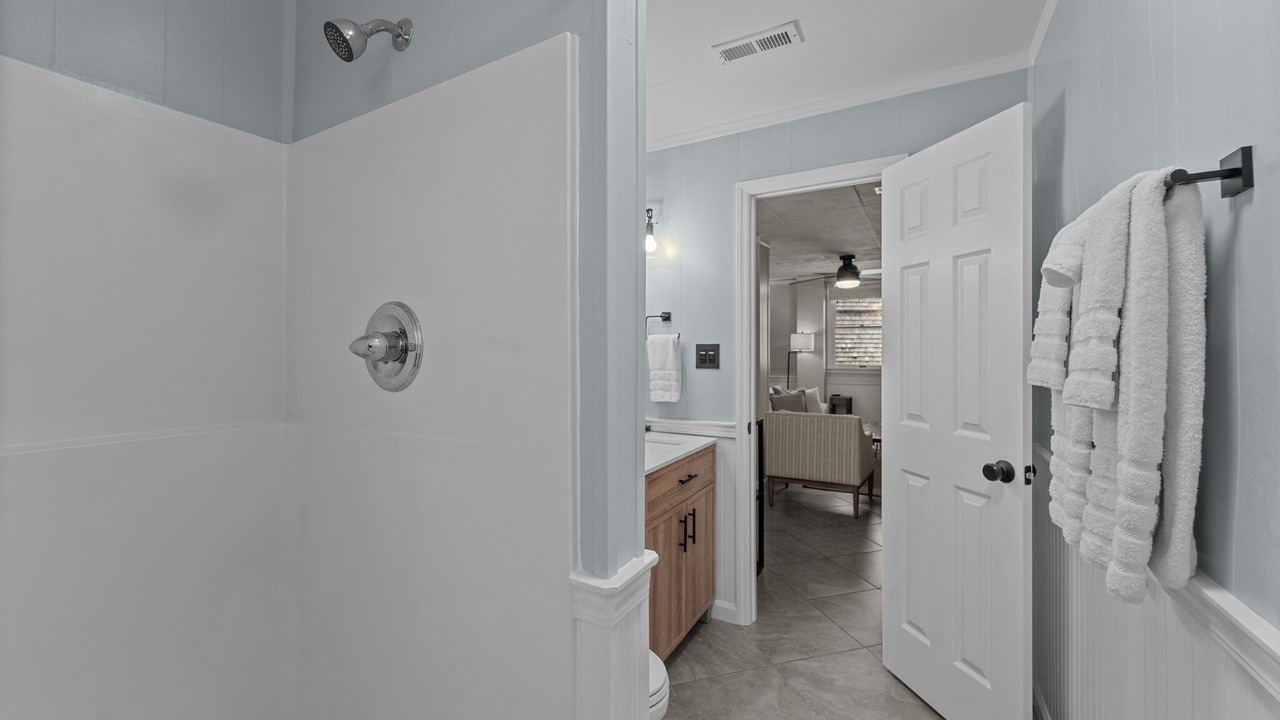 Photo of Bathroom in Hatteras