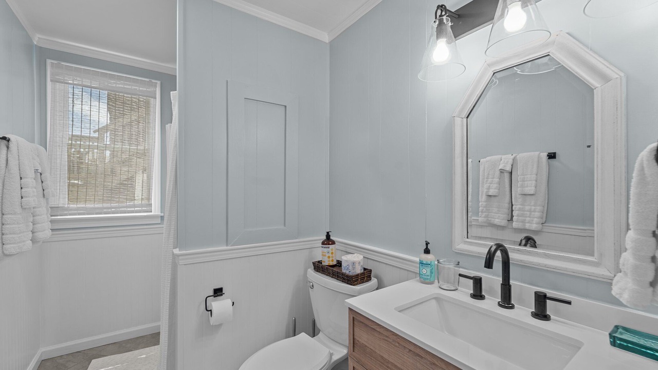 Photo of Bathroom in Hatteras