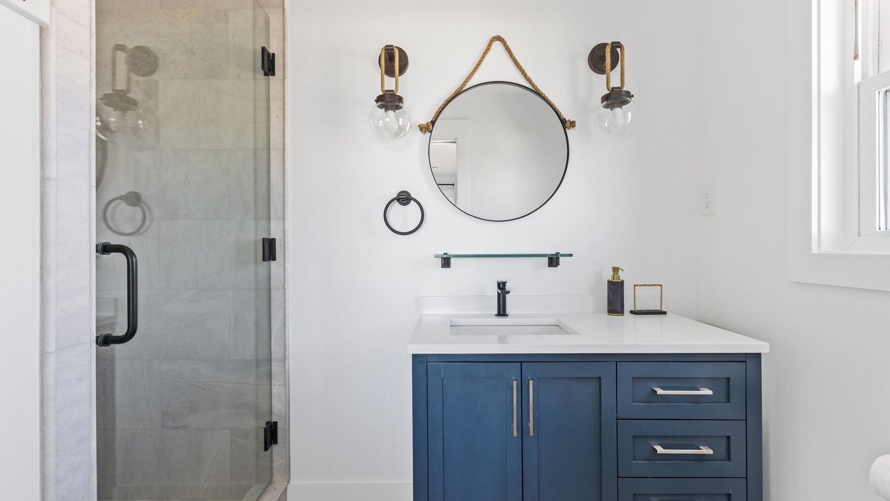 Photo of Bathroom in Topsail Beach