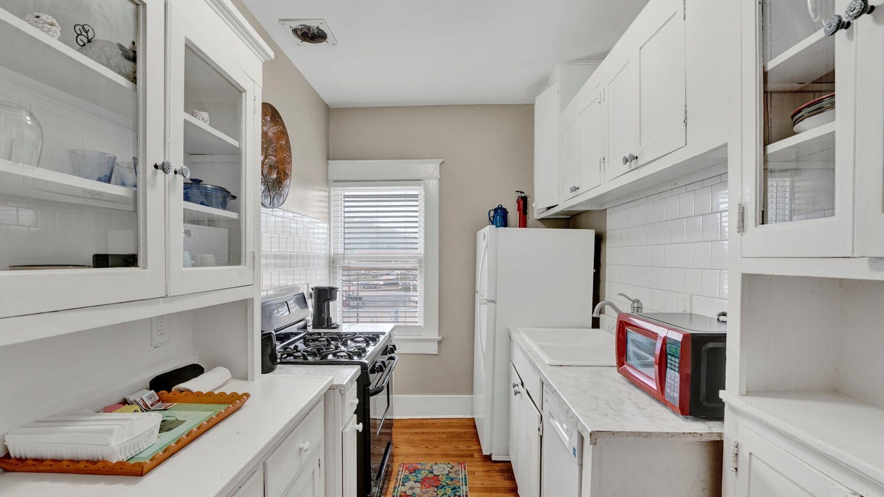Photo of Kitchen in Central Gardens