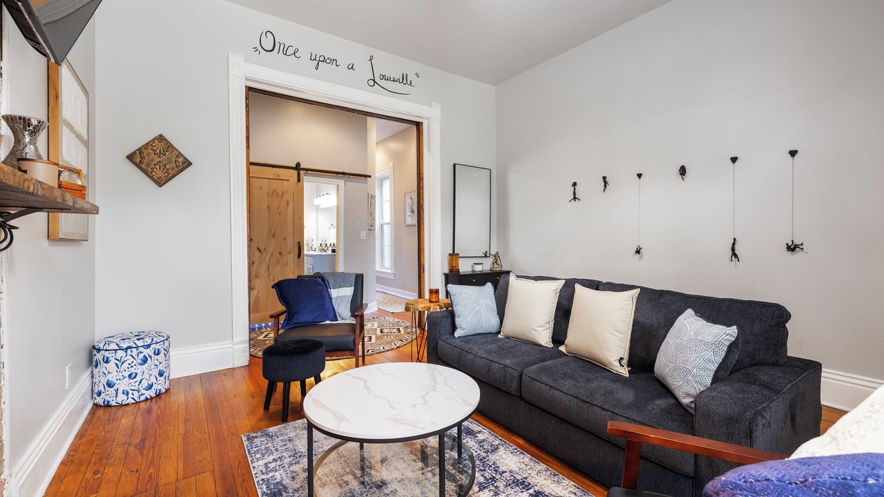 Photo of Livingroom in East Market District