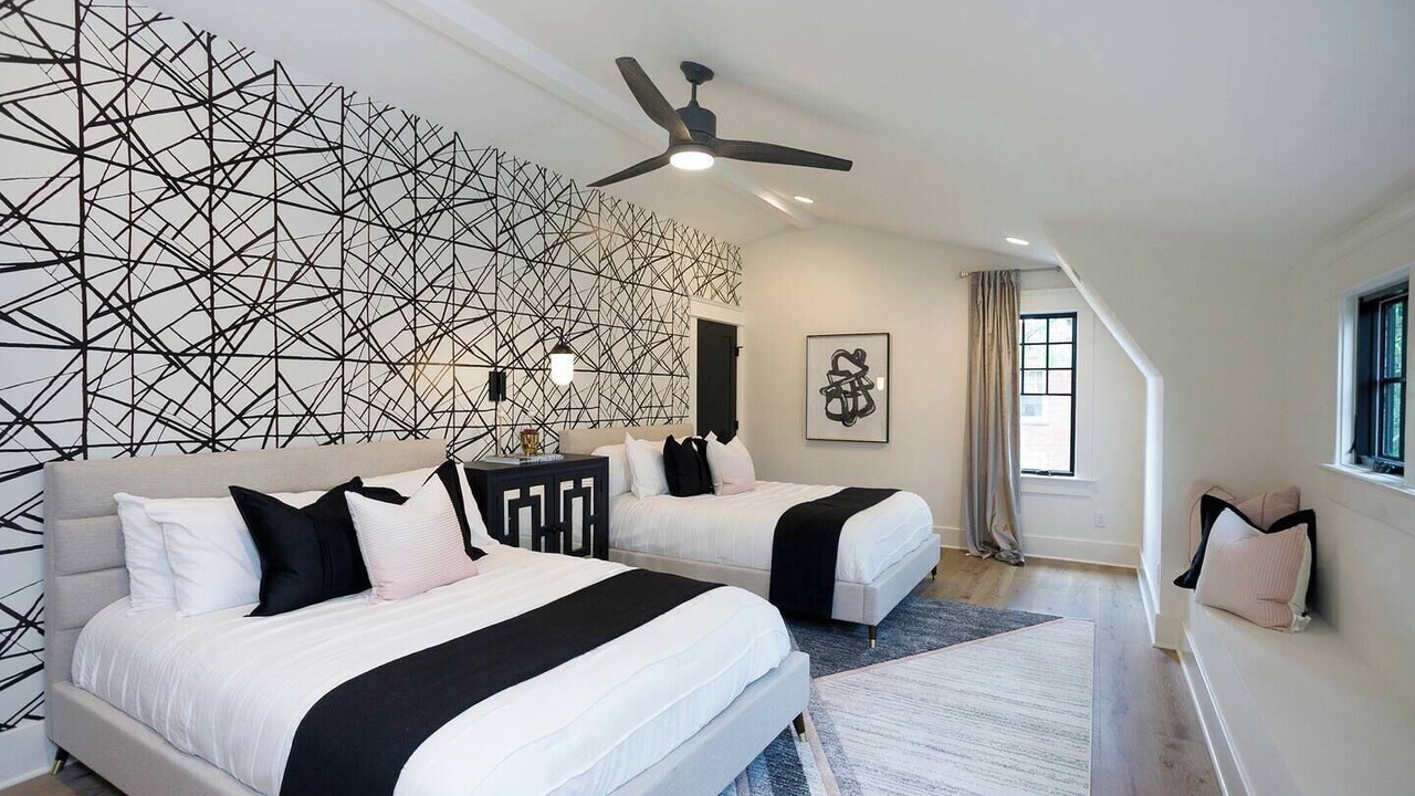 Photo of Bedroom in Hillsboro Village